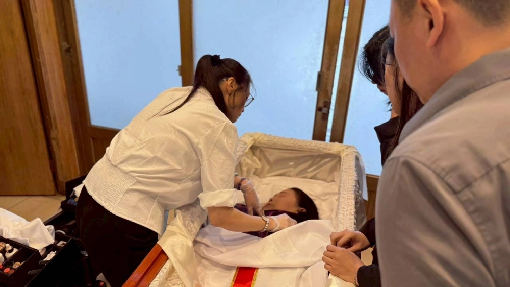 主內徐金英姊妹