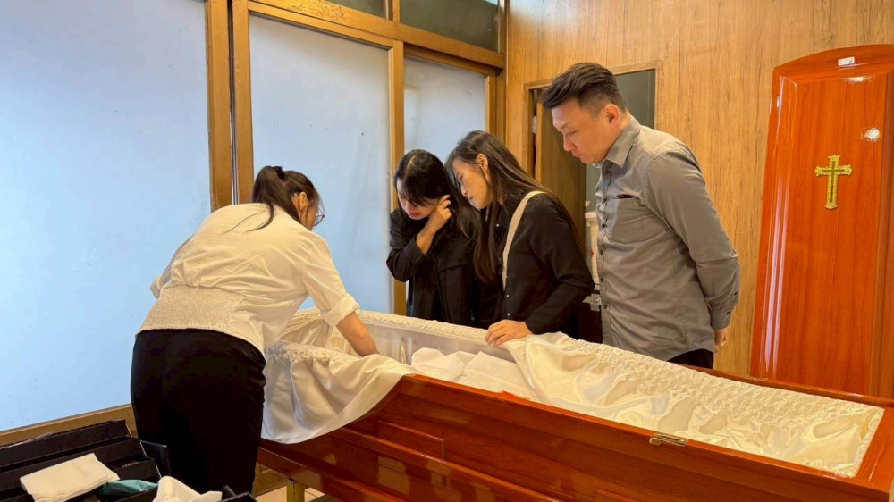 主內徐金英姊妹