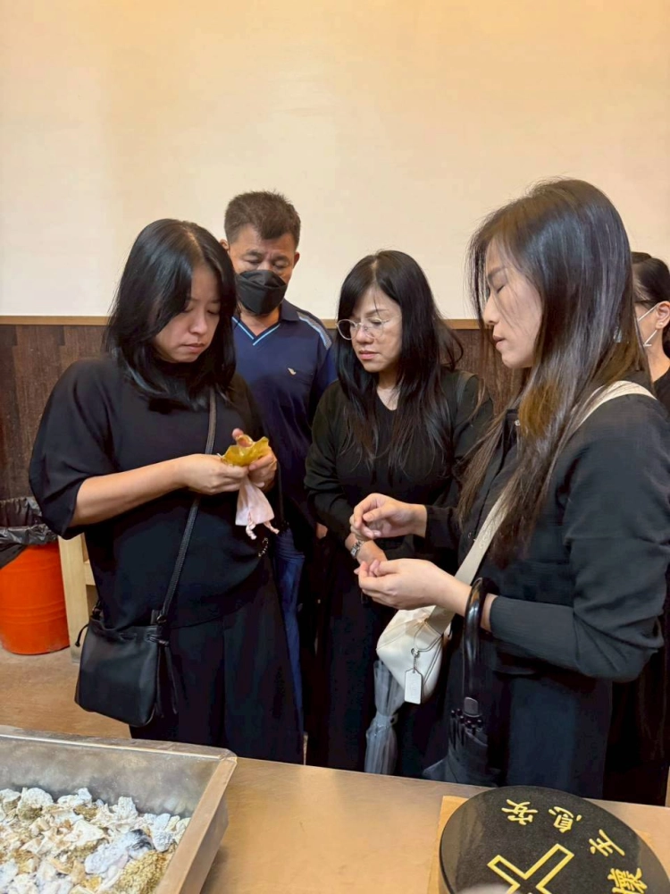 主內徐金英姊妹