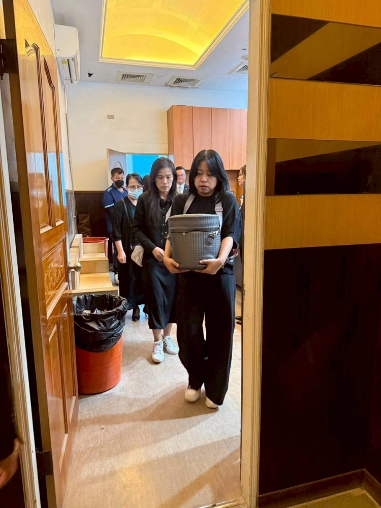 主內徐金英姊妹