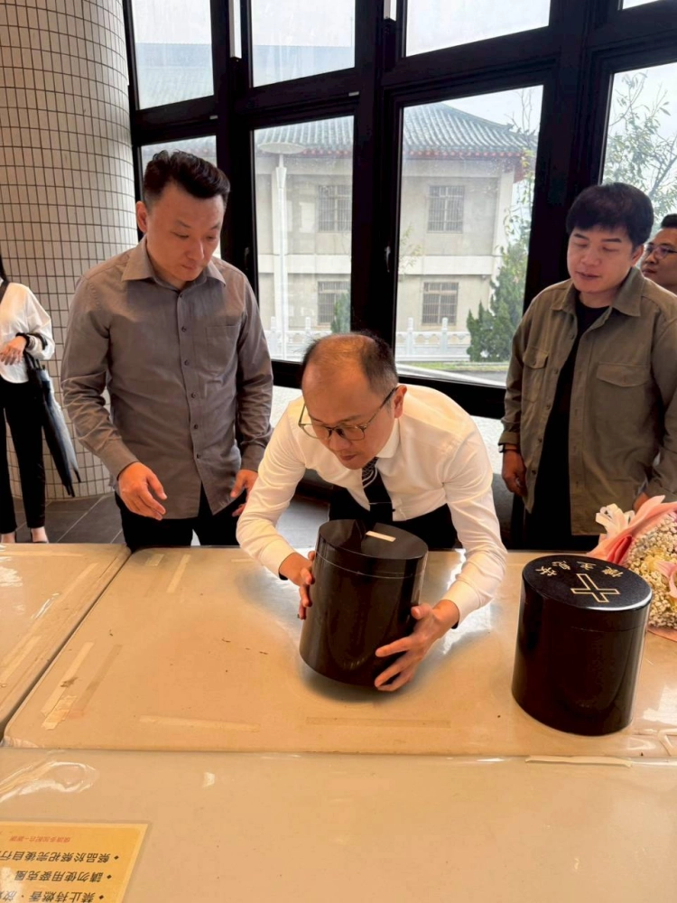 主內徐金英姊妹