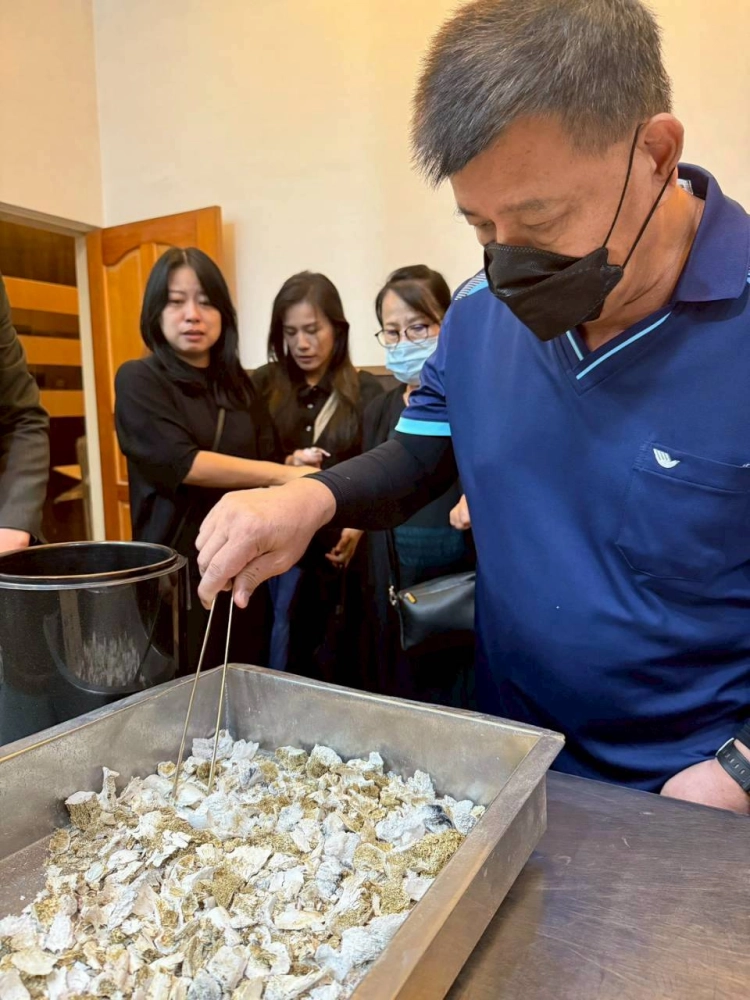 主內徐金英姊妹