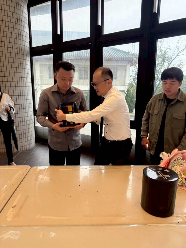 主內徐金英姊妹