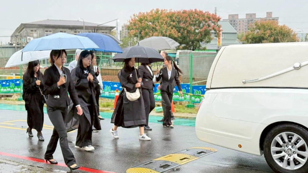 主內徐金英姊妹