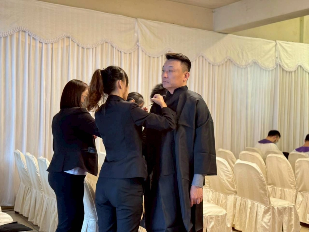 主內徐金英姊妹