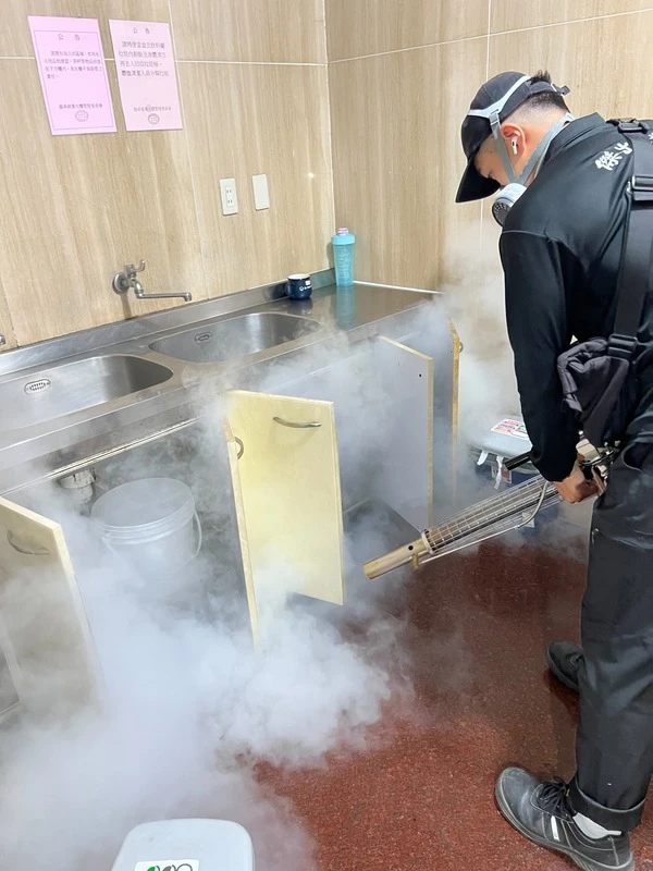 台北大樓消毒-害蟲防治-施作案例 | 台北消毒公司、新北消毒公司推薦、台北除蟲首選