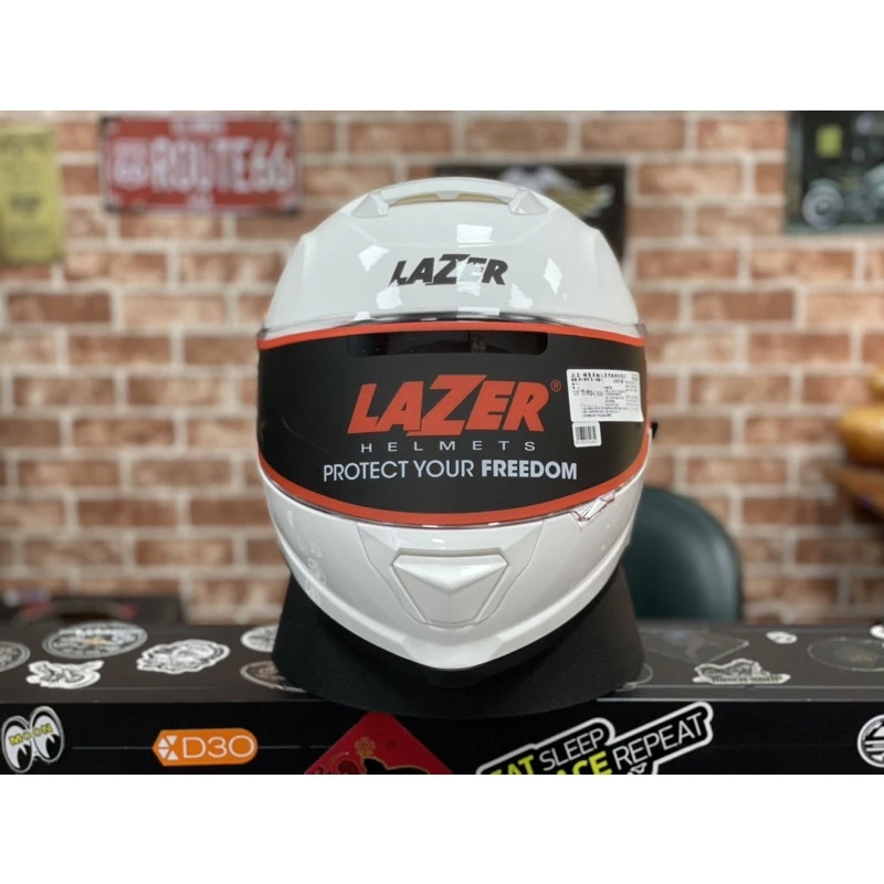 比利時Lazer Rafale全罩式安全帽 騎士帽 通勤帽 素色 亮白