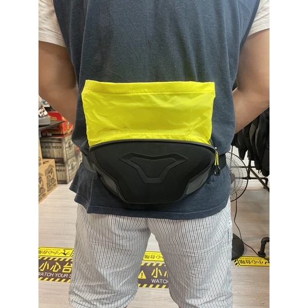 荷蘭Macna 腰包 中 防水包 騎士腰包 騎士包 通勤包 M號