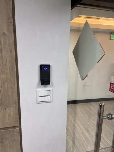 龍巖股份有限公司