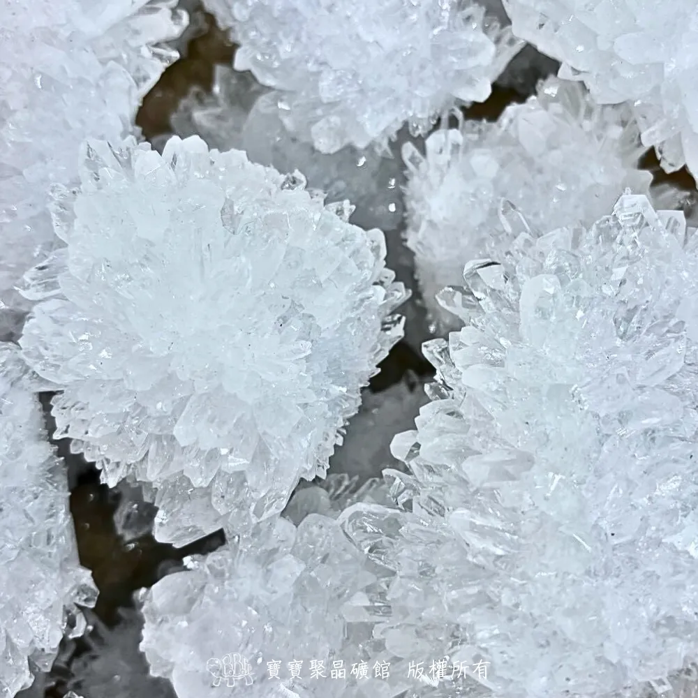 雷姆利亞菊花晶簇