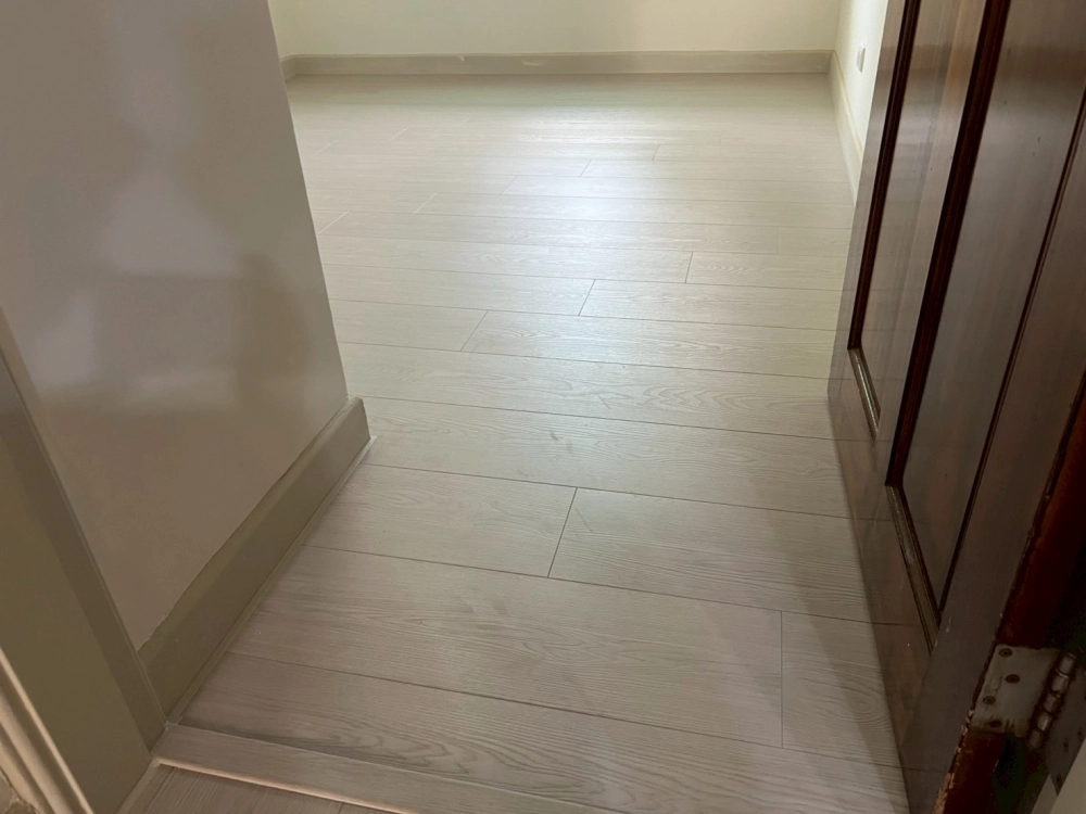 桃園｜德國Krono超耐磨地板｜莫內系列｜72小時防水｜奈良灰橡｜16坪
