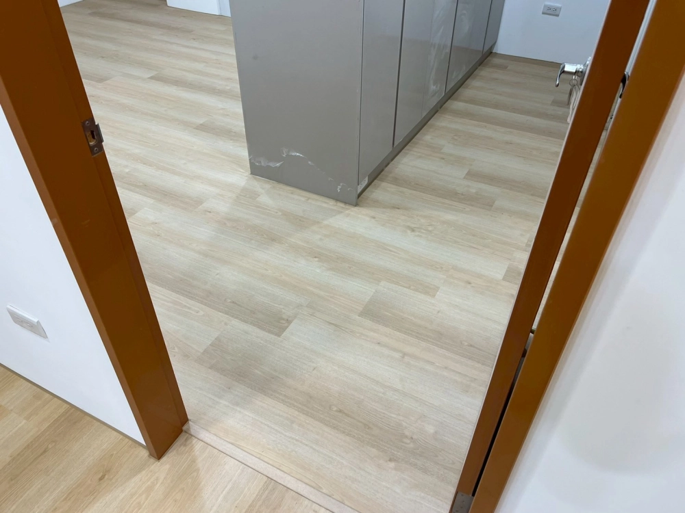 桃園｜Spc石塑地板｜三井系列｜7mm｜普吉島｜21坪