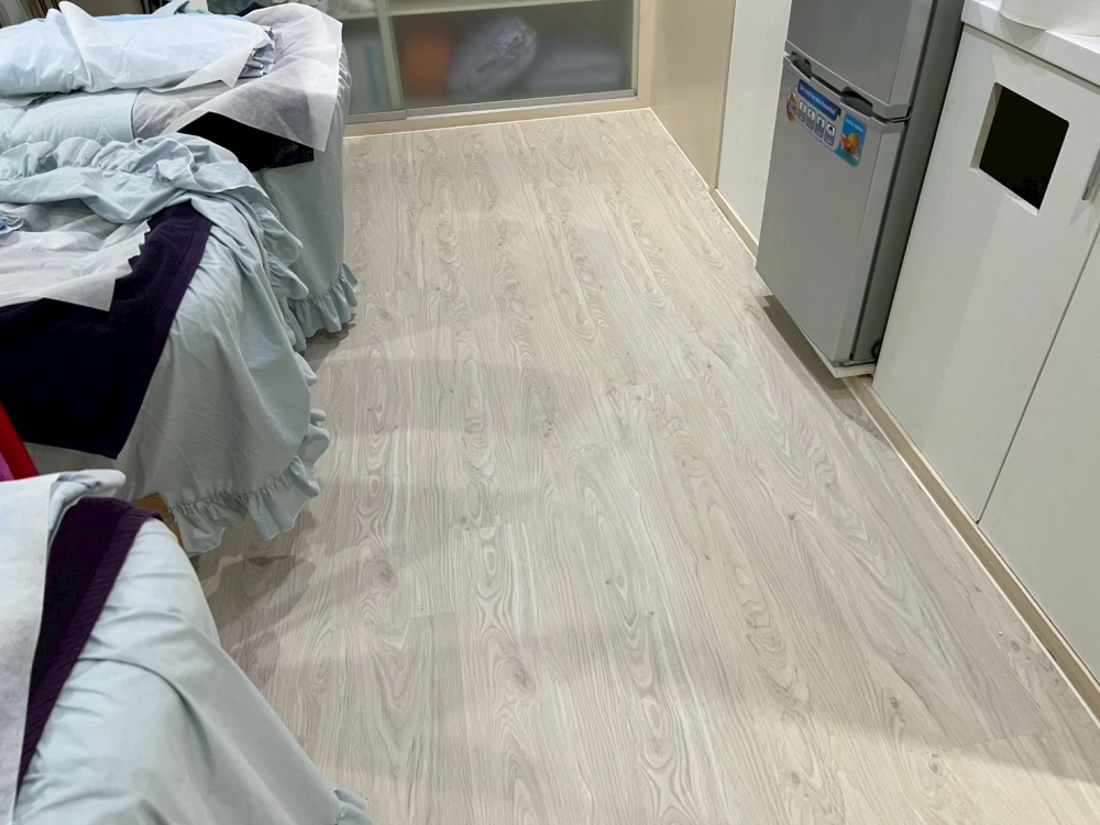 忠孝東路｜Spc石塑地板｜三井系列｜6mm｜小茶梅｜22坪