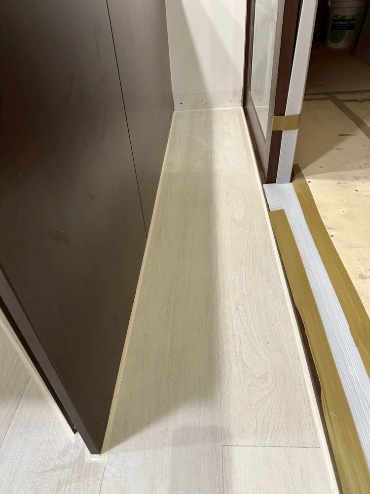 板橋｜德國Krono超耐磨地板｜莫內系列｜72小時防水｜銀山淺橡｜9坪