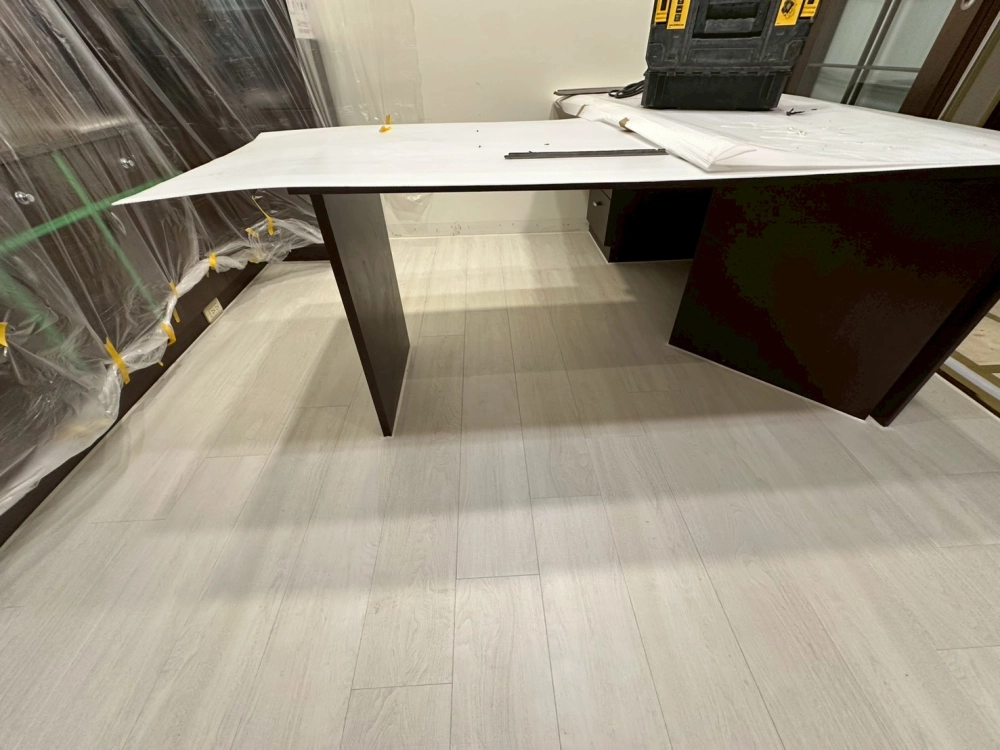 板橋｜德國Krono超耐磨地板｜莫內系列｜72小時防水｜銀山淺橡｜9坪