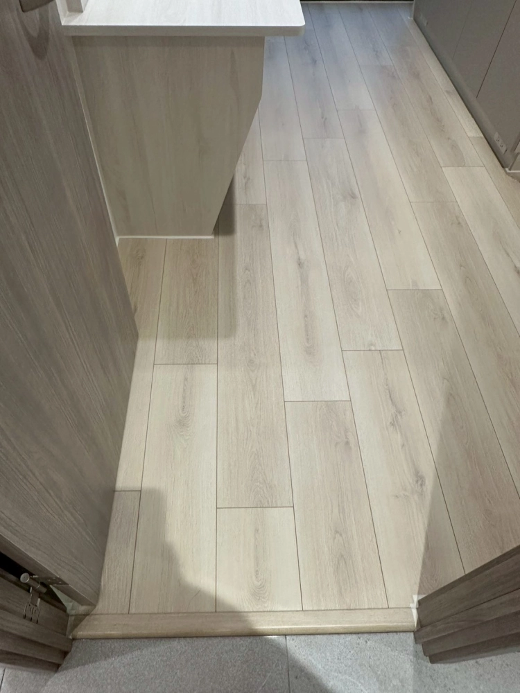 桃園｜德國Krono超耐磨地板｜莫內系列｜72小時防水｜高知橡木｜9坪