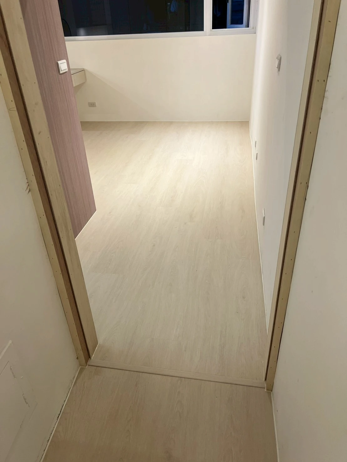 台北市建國南路｜spc石塑地板｜三井｜7mm｜峇里島｜20坪