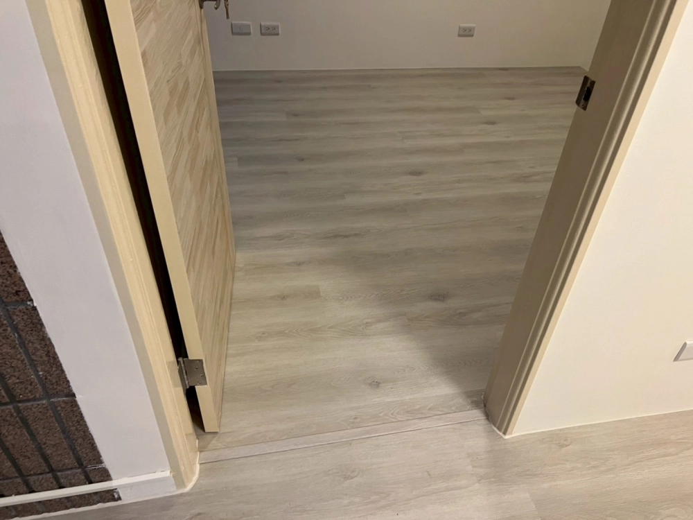 中和｜Spc石塑地板｜三井系列｜7mm｜沖繩｜17坪