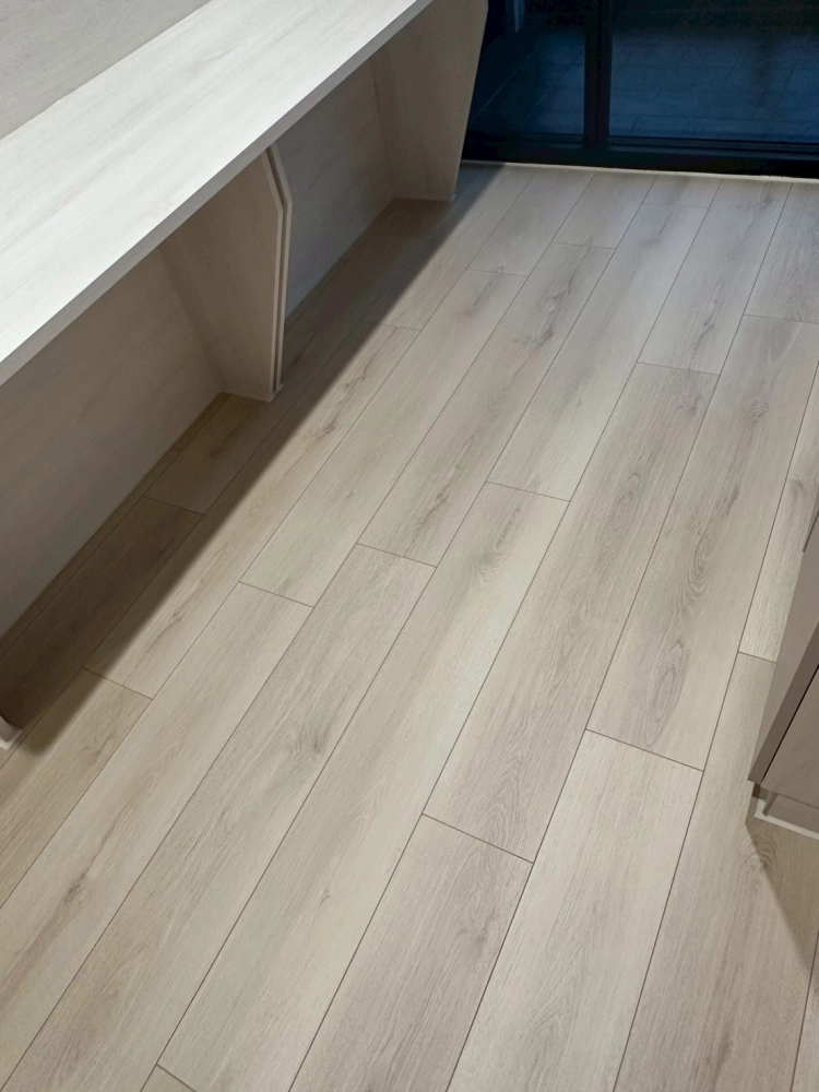 桃園｜德國Krono超耐磨地板｜莫內系列｜72小時防水｜高知橡木｜9坪