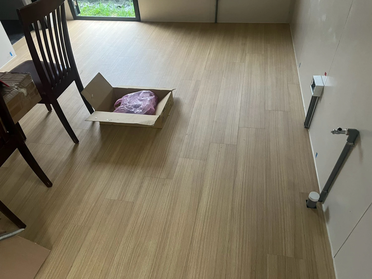 新店｜海島型地板｜千囍橡木｜12坪