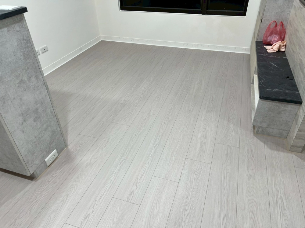 萬華｜德國Krono超耐磨地板｜三井系列｜24小時防水｜奈良灰橡｜10坪