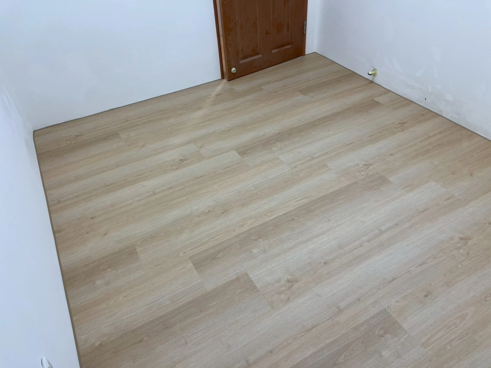 桃園｜Spc石塑地板｜三井系列｜7mm｜普吉島｜21坪