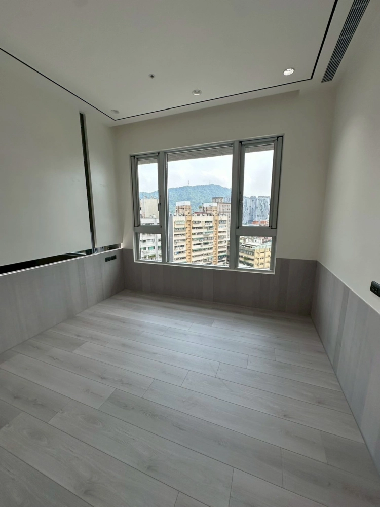 台北南港｜Krono original德國進口超耐磨地板｜別府灰橡30坪｜SPC石塑地板｜格納希1坪
