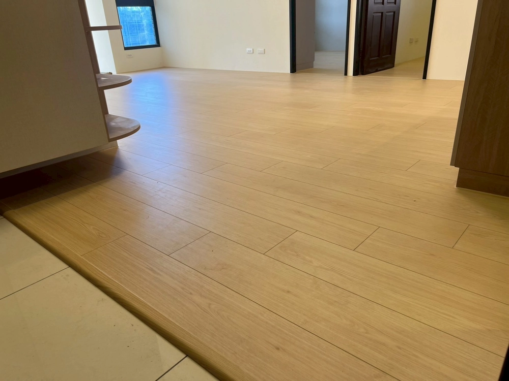 鶯歌｜德國Krono超耐磨地板｜莫內系列｜72小時防水｜名護原木｜19坪