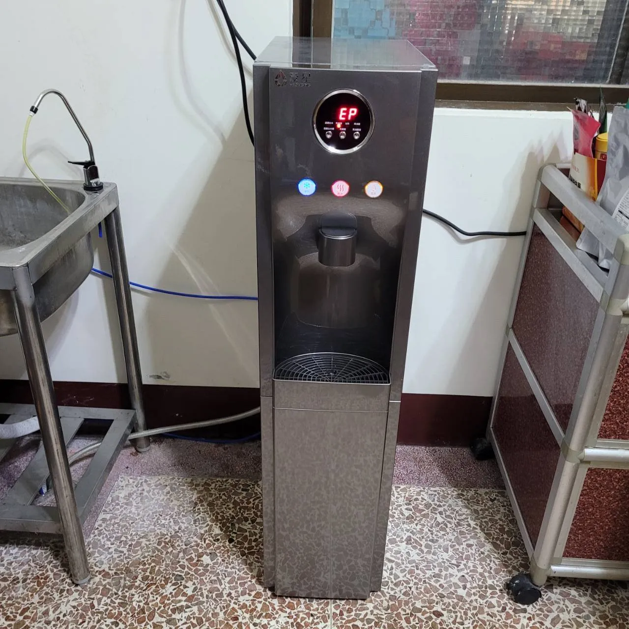 【Haohsing 豪星】立地型-HM-290 三溫飲水機