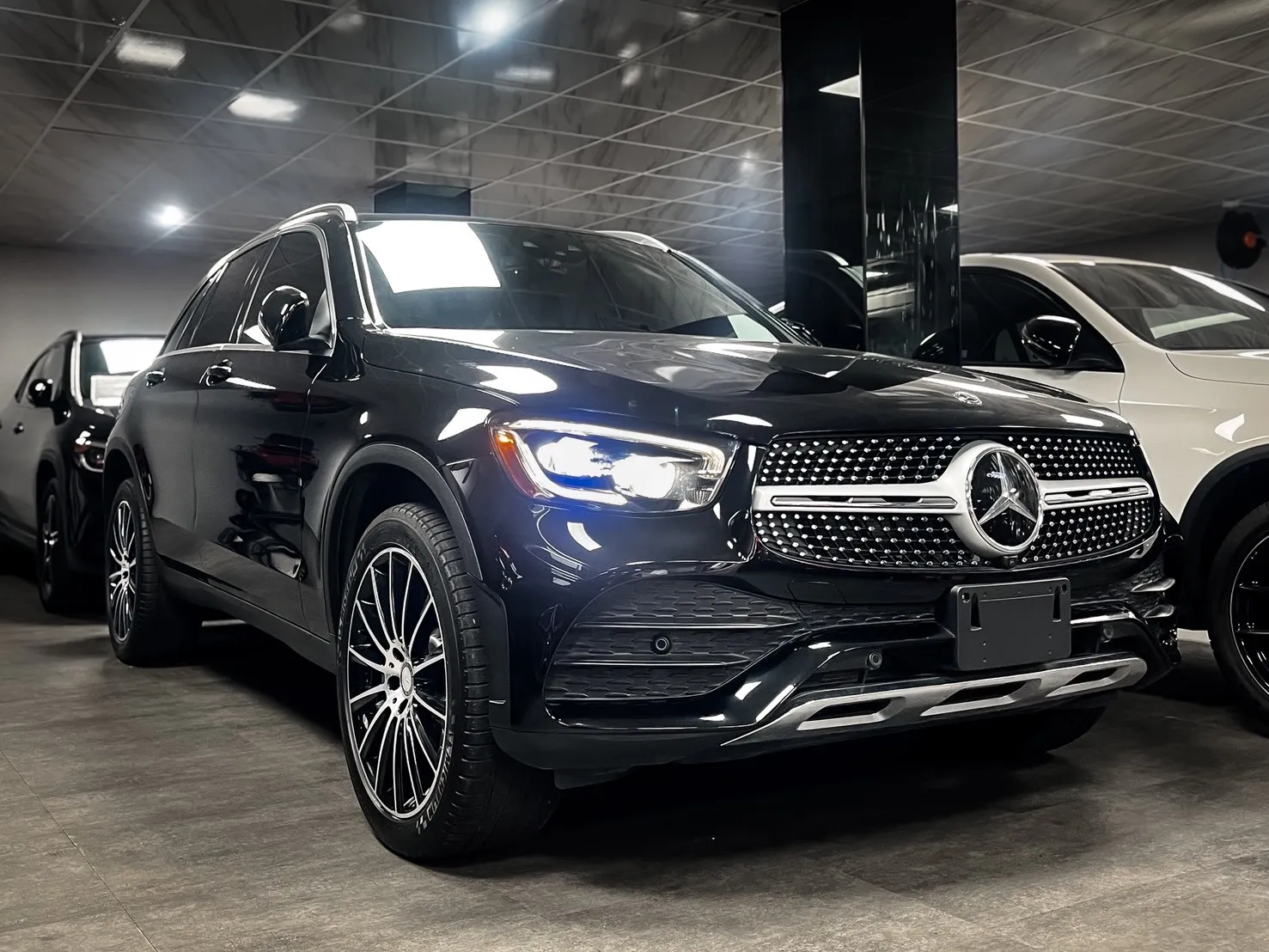 2019 Benz GLC300