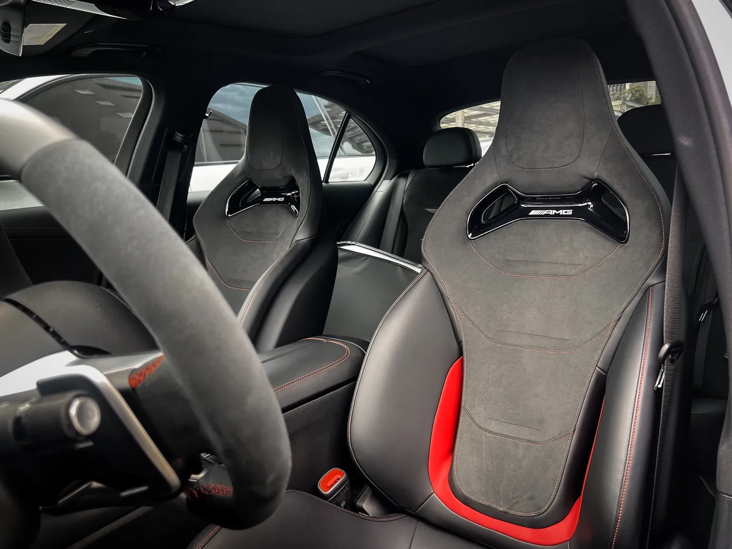 2023 M-Benz C43