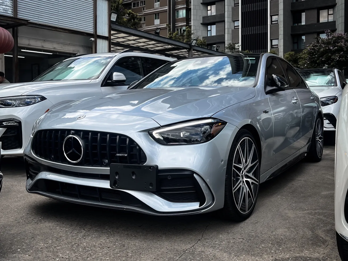 2023 M-Benz C43