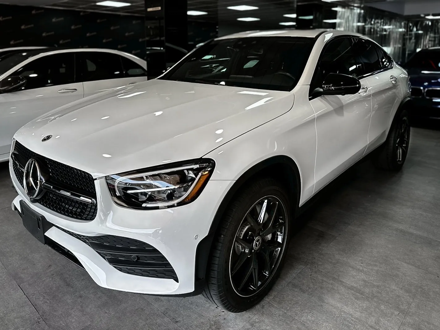 2023 M-Benz GLC300 Coupe