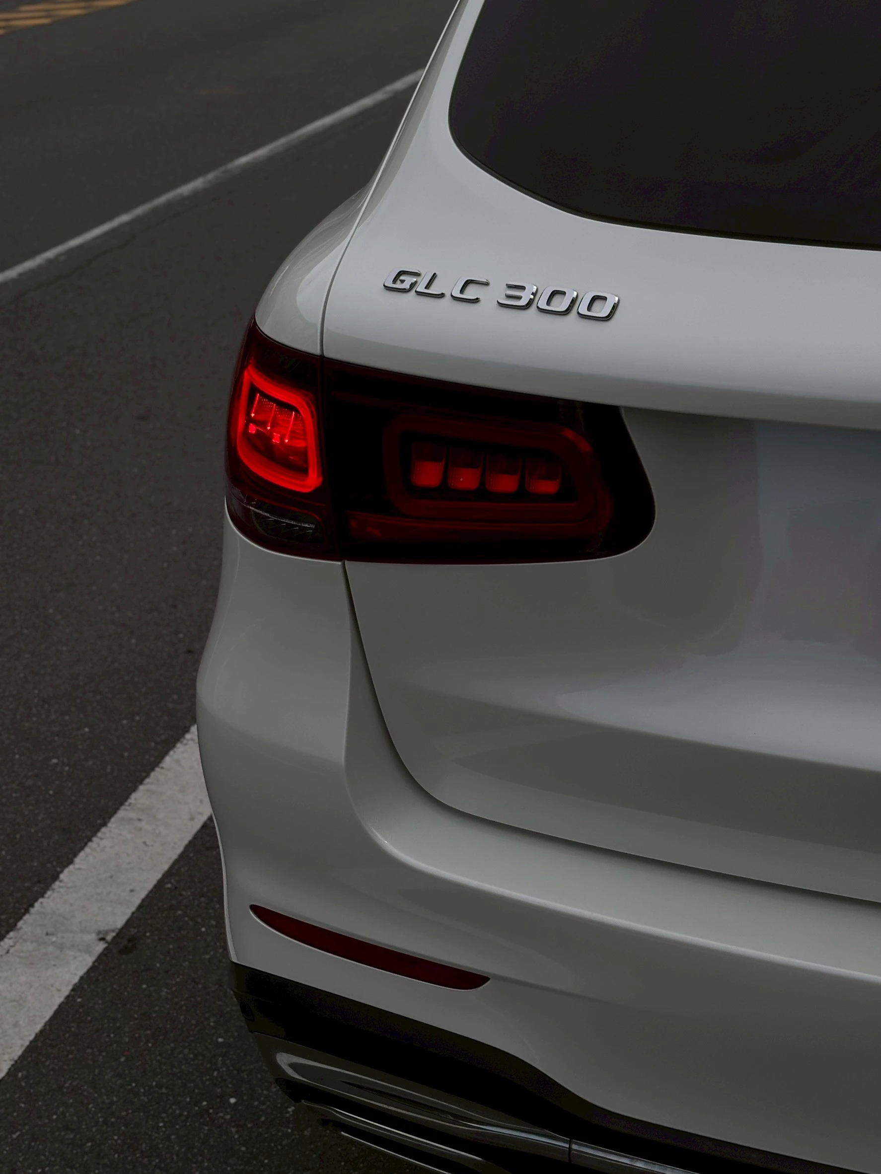 2020 Mercedes-Benz GLC300 4MATIC