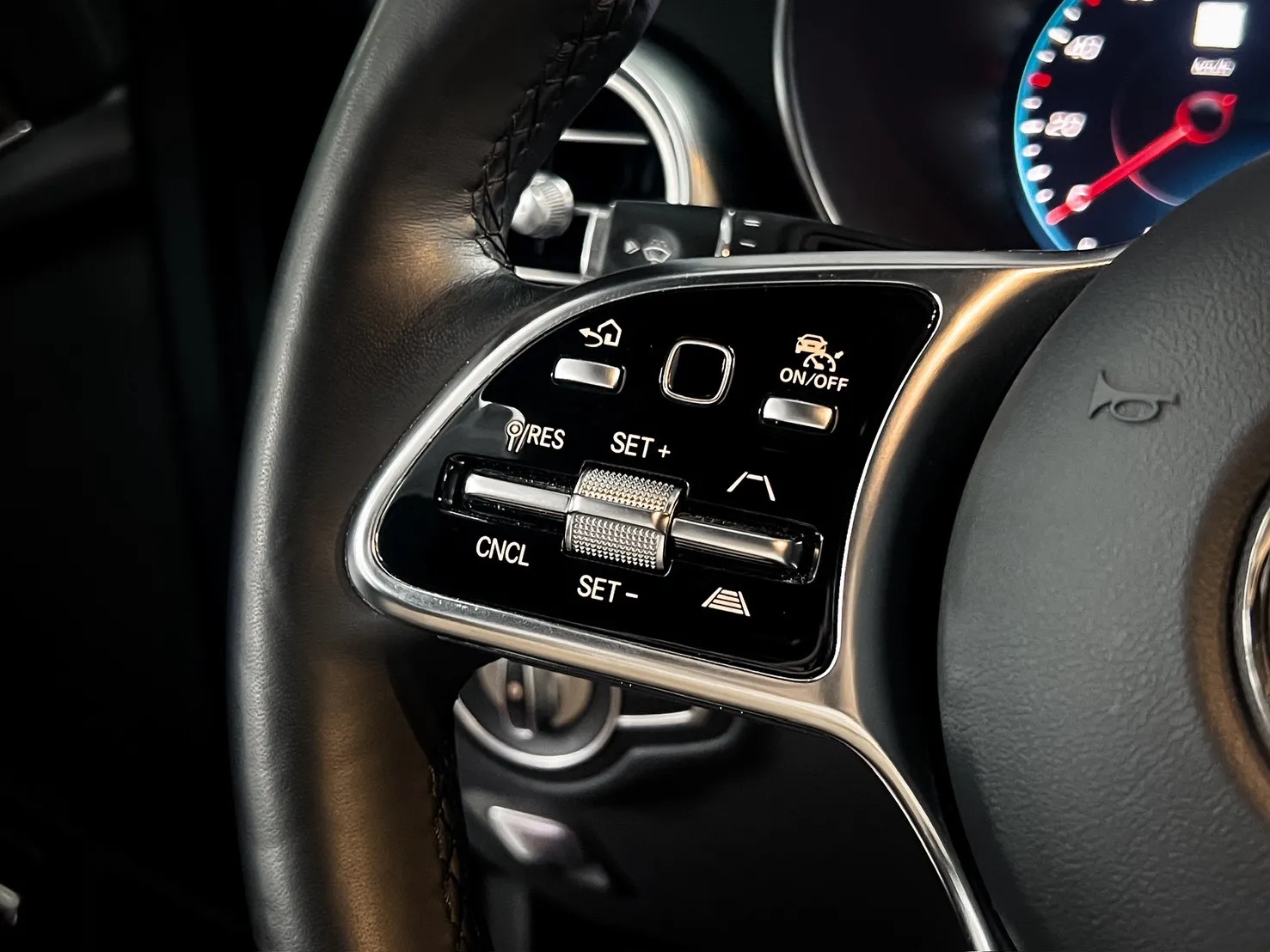 2019 Benz GLC300