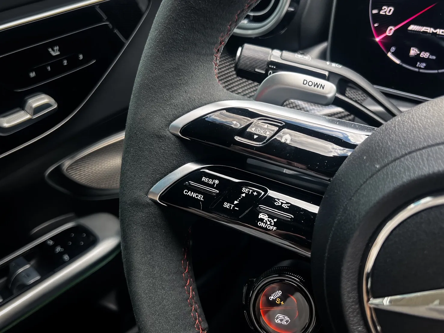 2023 M-Benz C43
