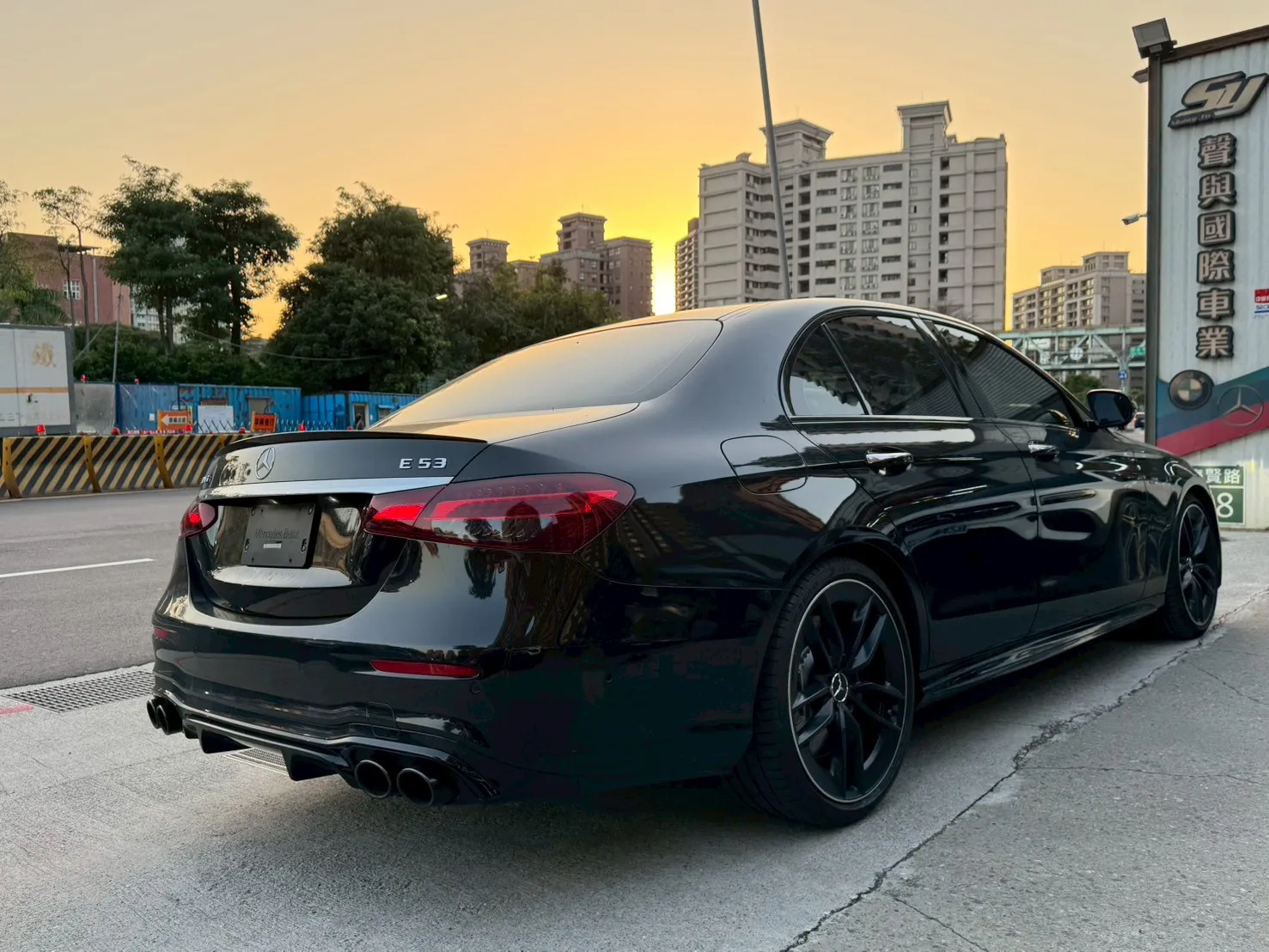 2021 M-Benz E53