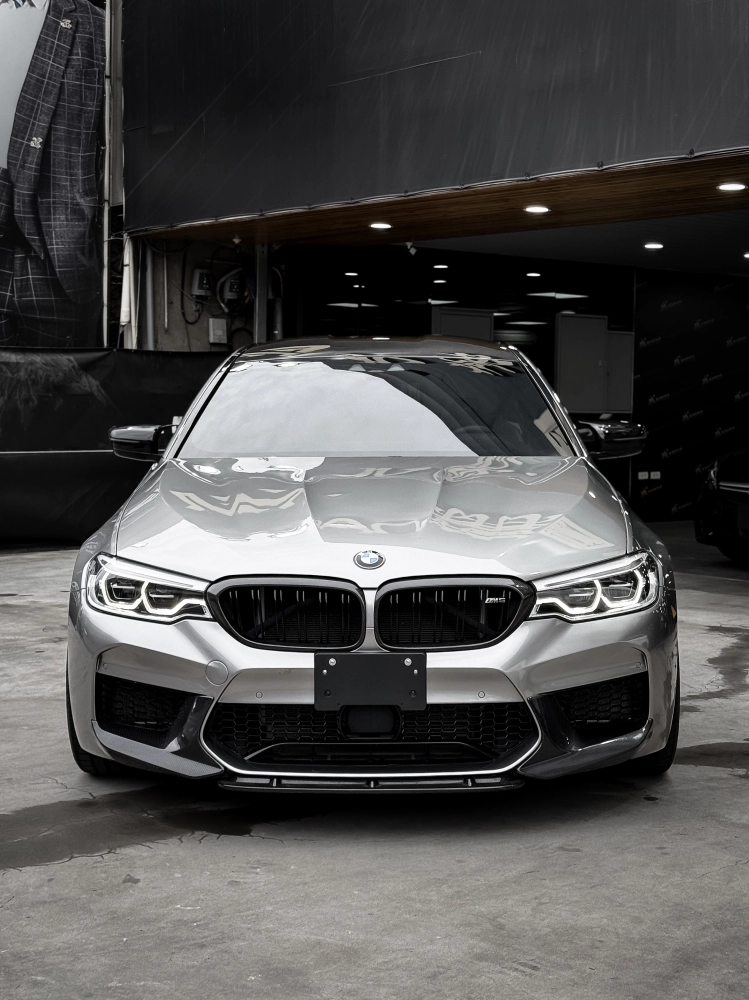 BMW The M5