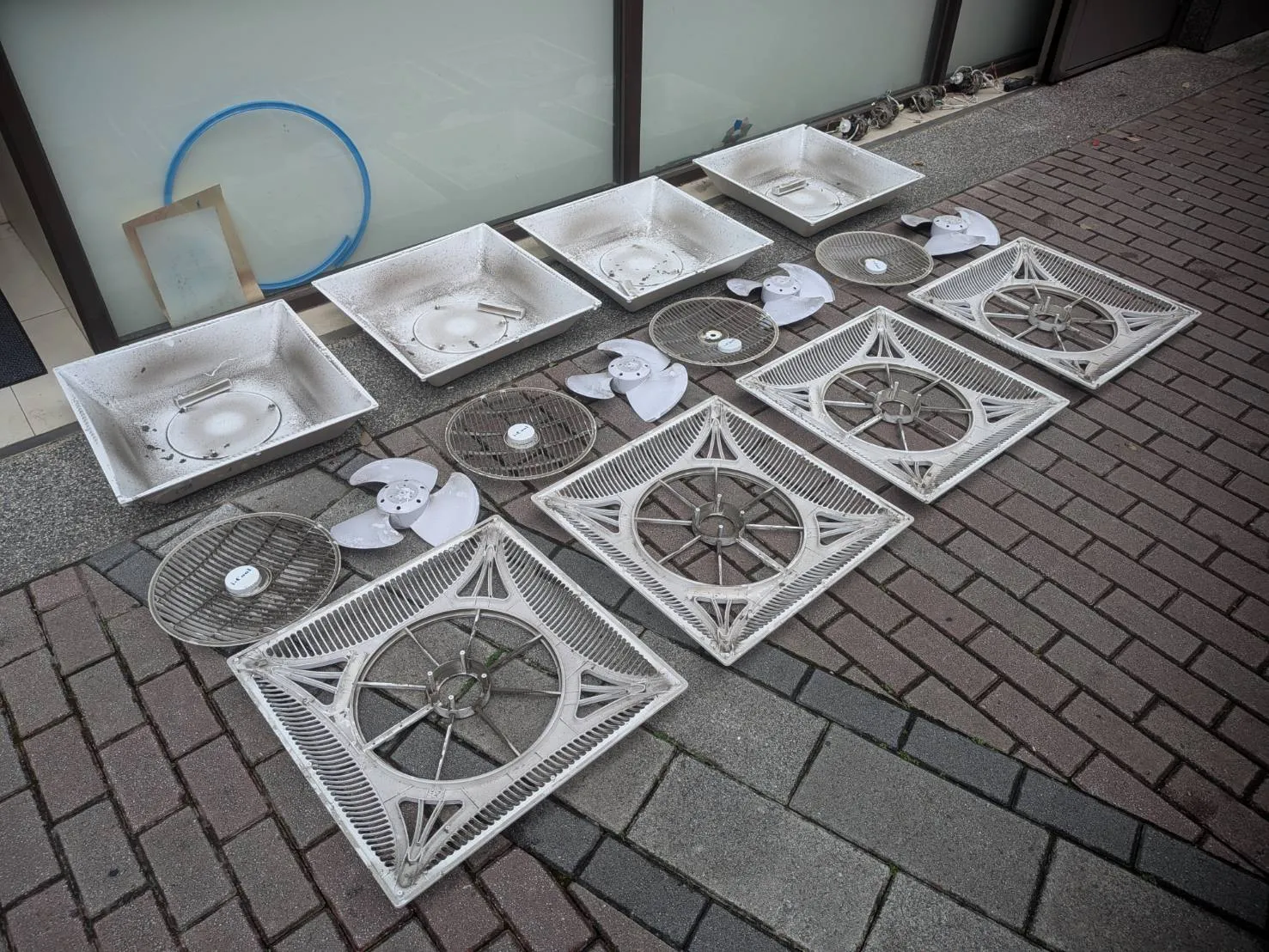 輕鋼架循環扇清洗