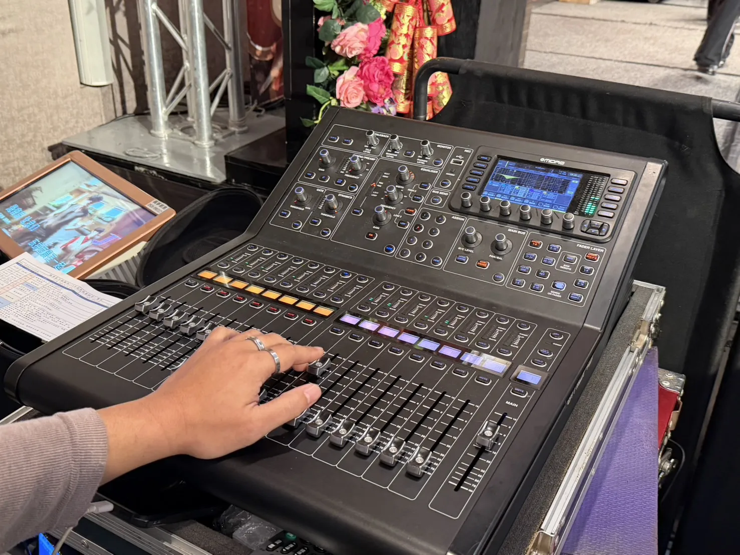 現場音響燈光設備