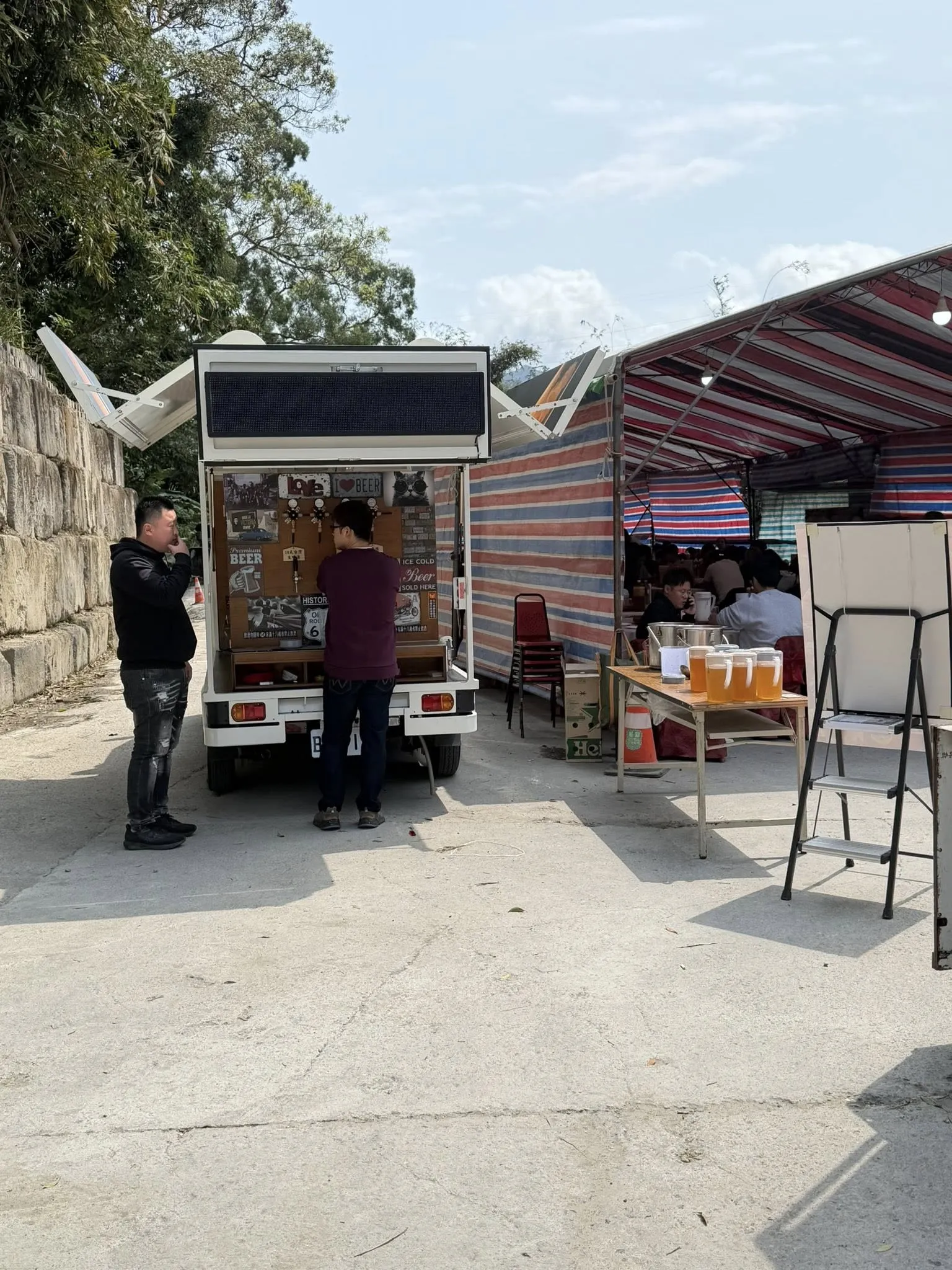 三峽混凝土公司春酒活動｜行動啤酒車進駐，打造最熱血的營造人聚會｜活動啤酒車