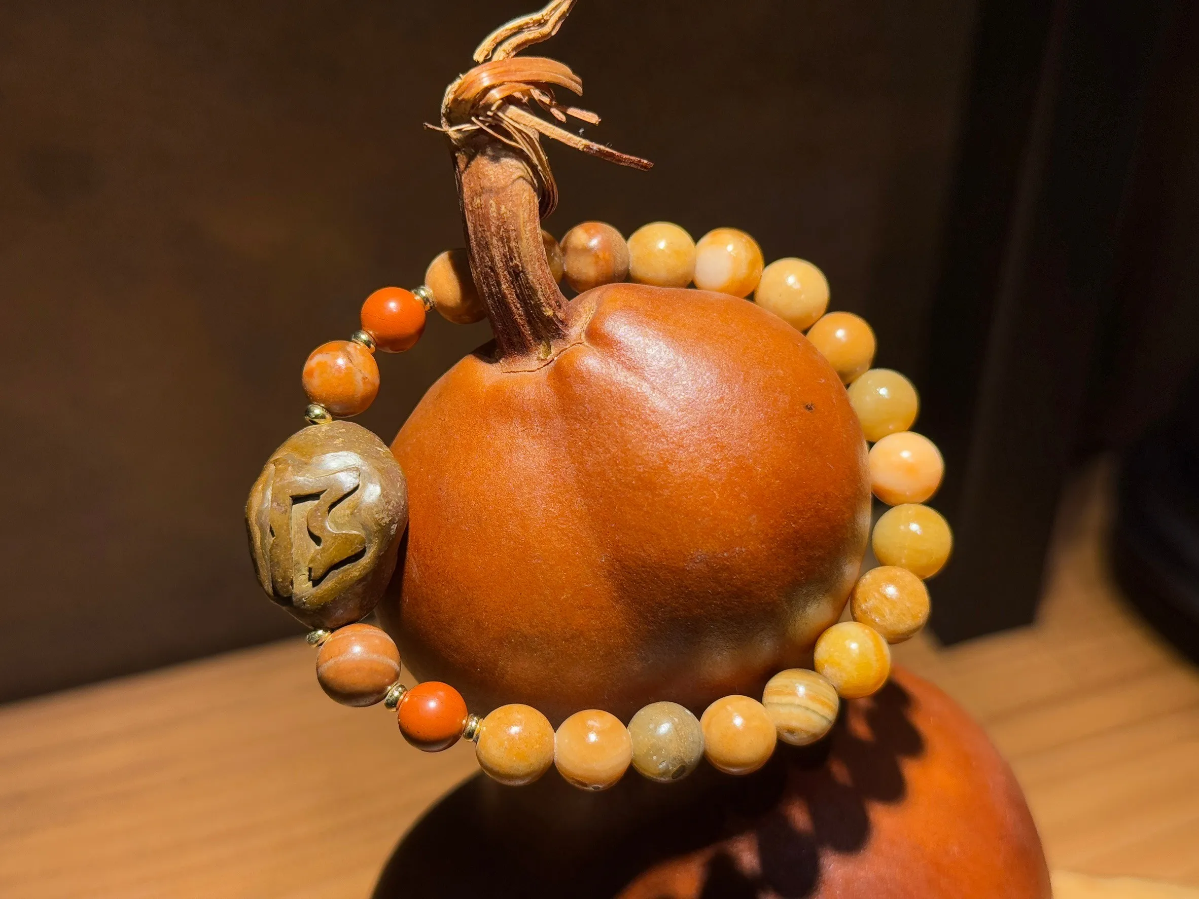 紅舍利跳出摩利支天種子字 多寶手珠