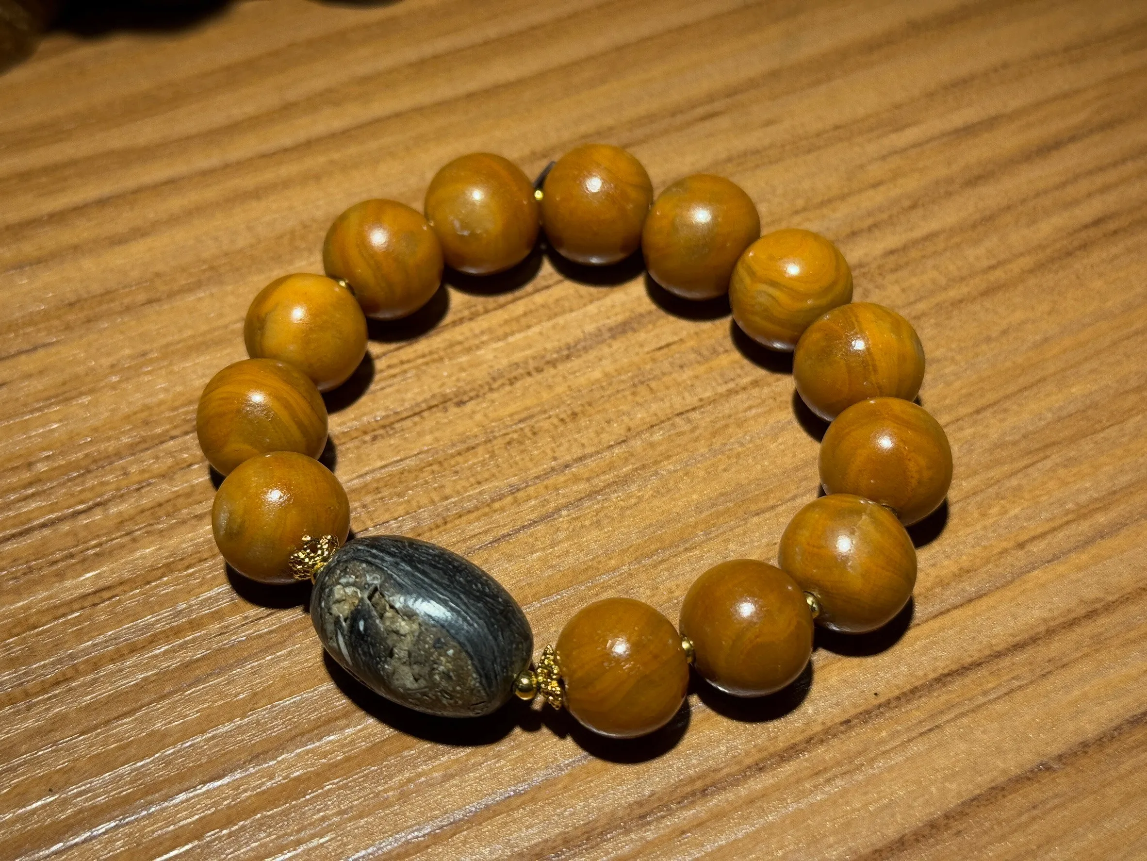 黑靈骨舍利珊瑚舍利圓珠手鍊