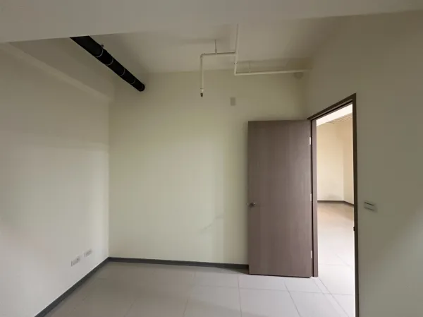 新成屋 淡水 羅小姐