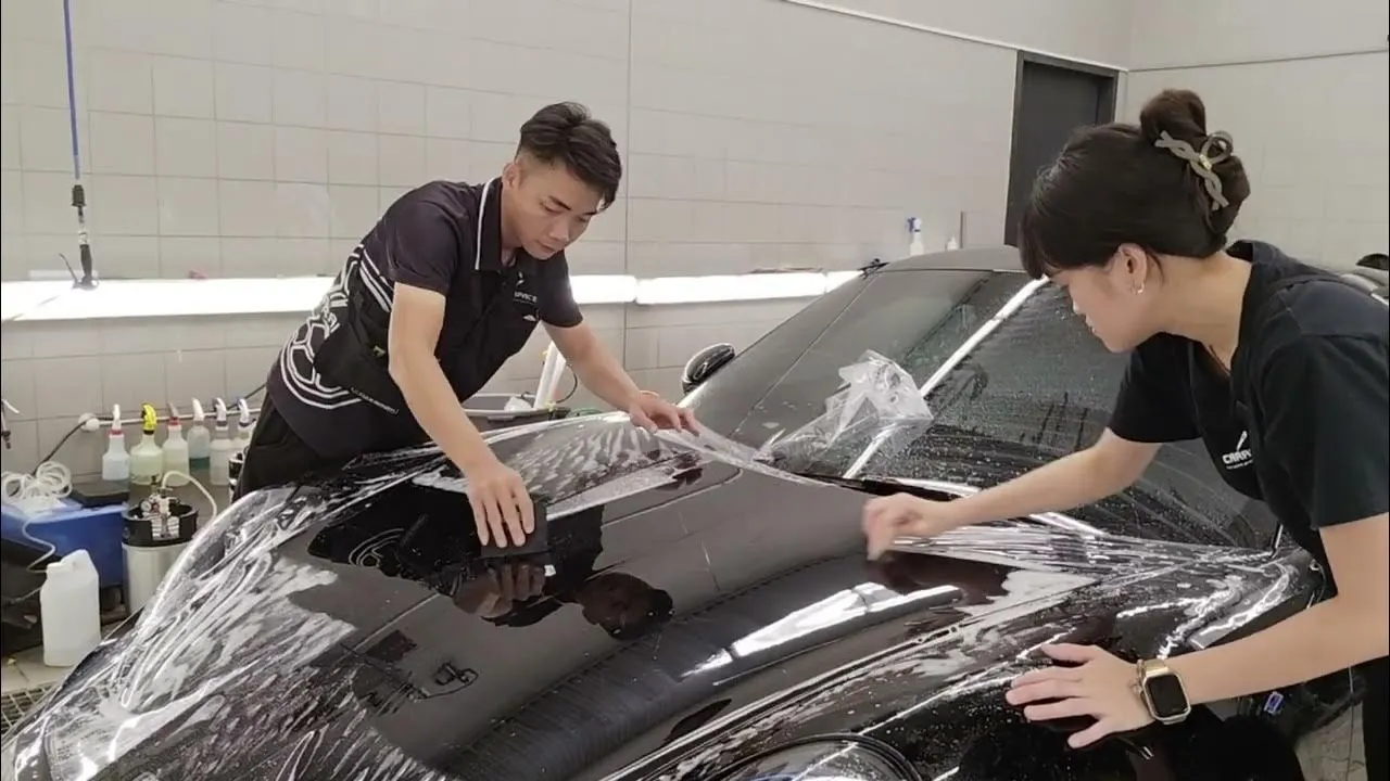 3M 150G點綴了這台 911 GT3