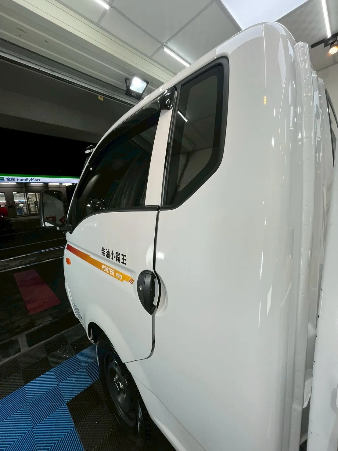 貨車 車頭頂級鍍膜 玻璃鍍膜