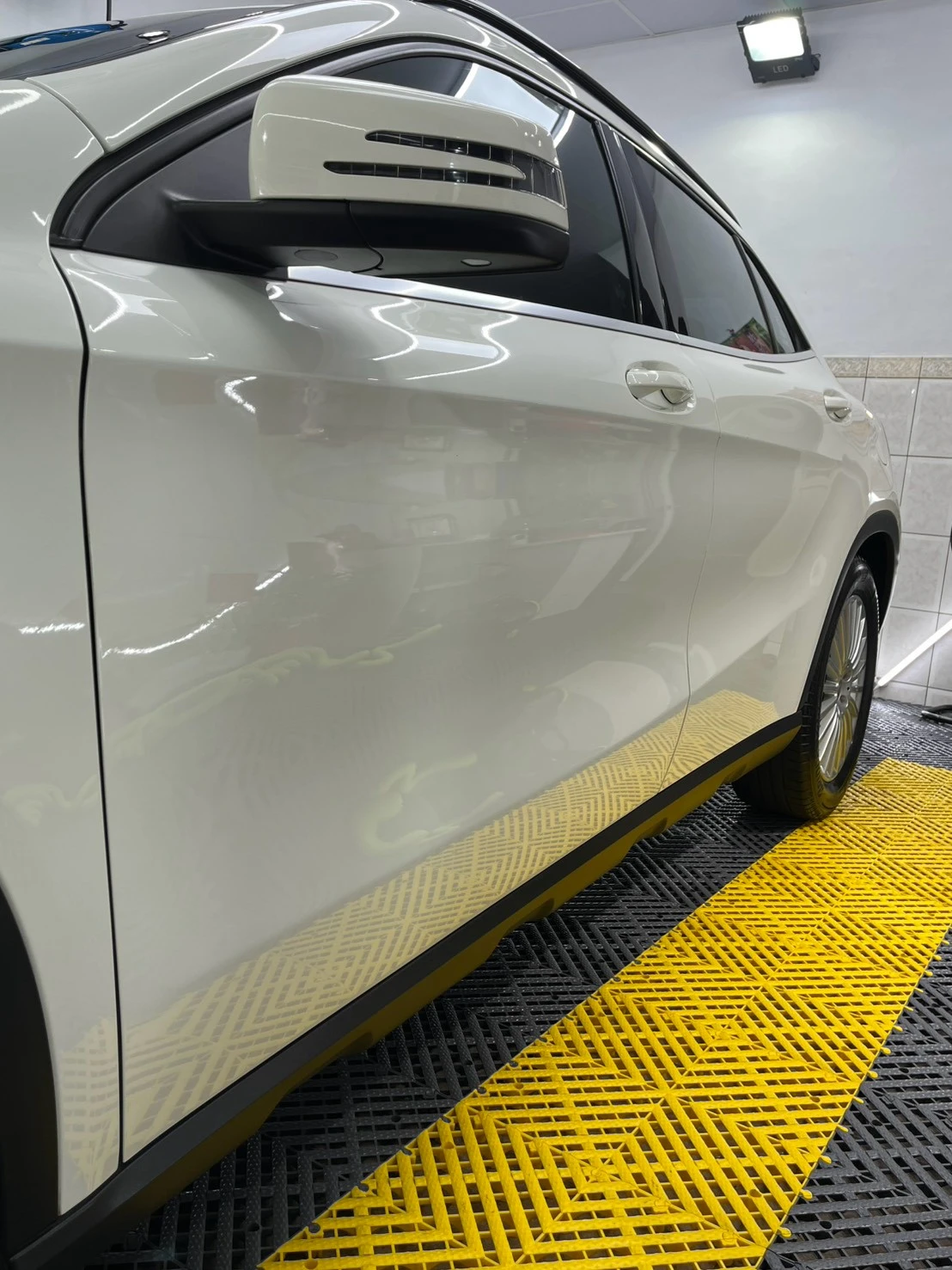 BENZ汽車案例