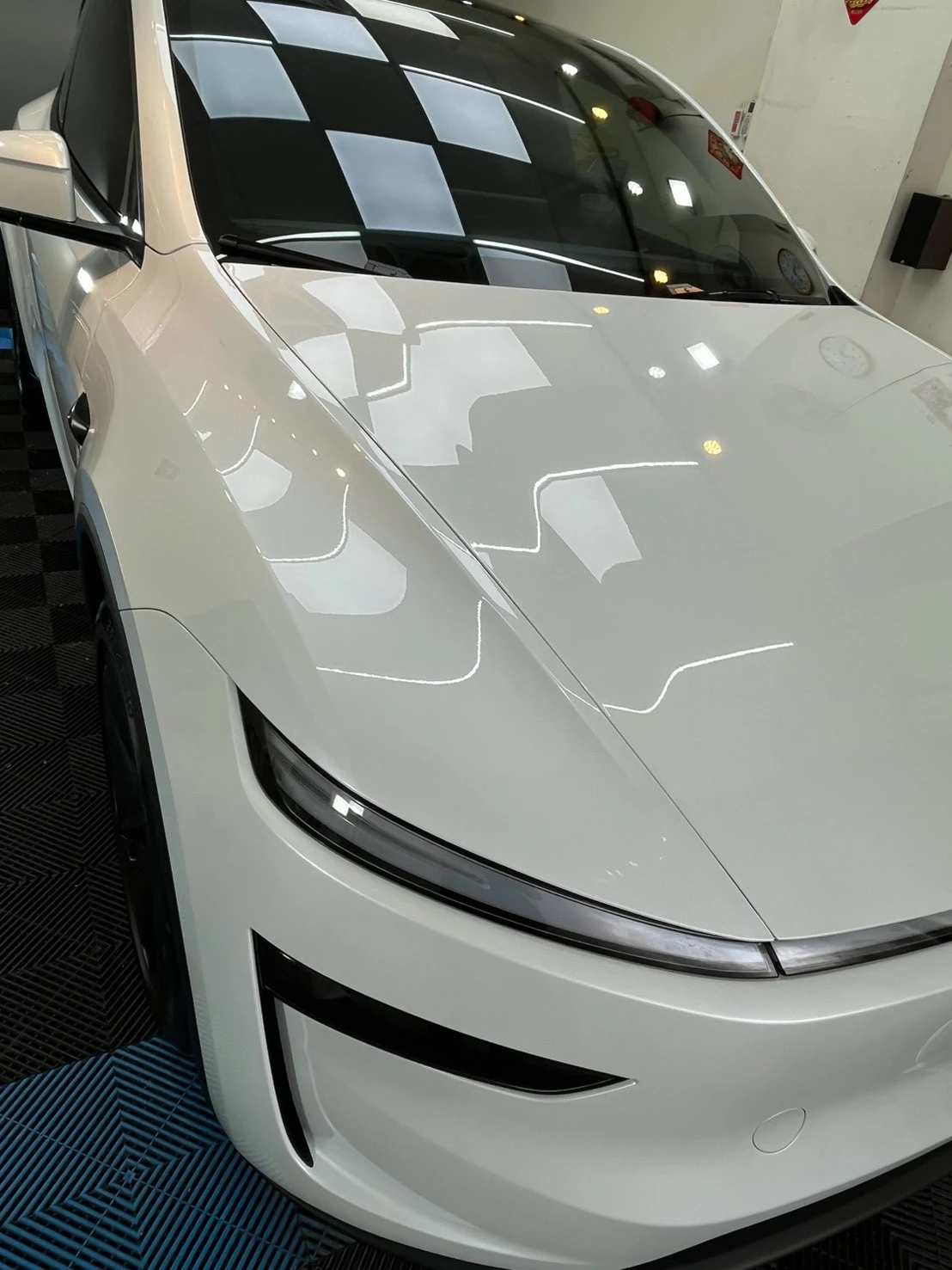Tesla 汽車案例