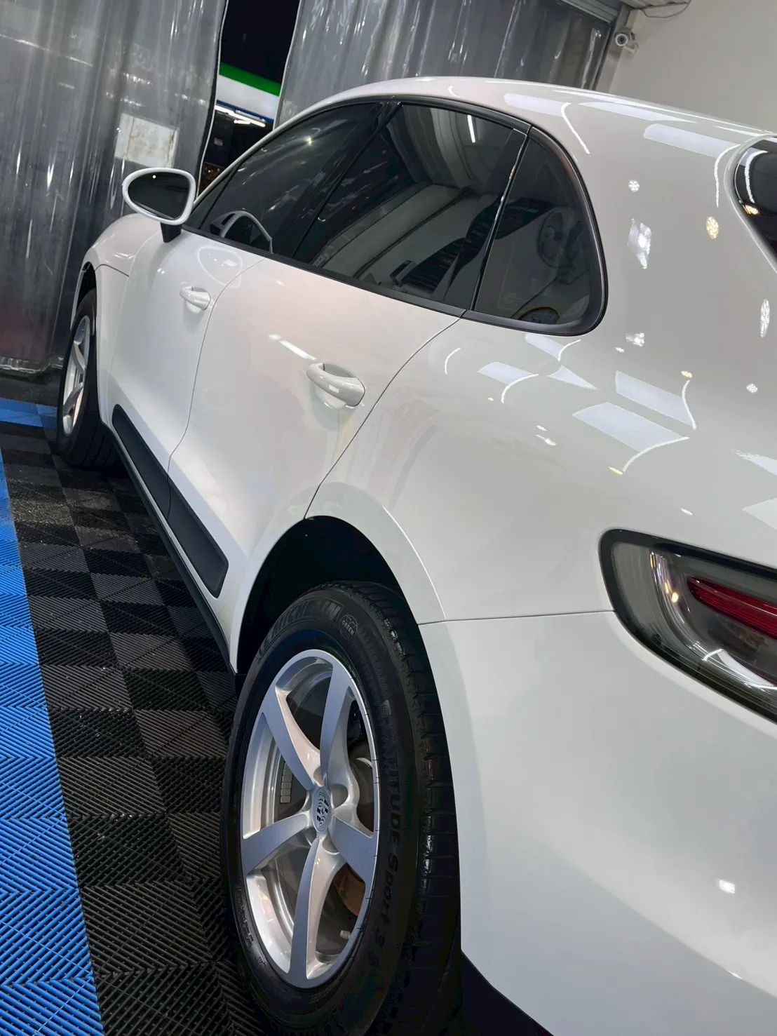 Porsche汽車案例