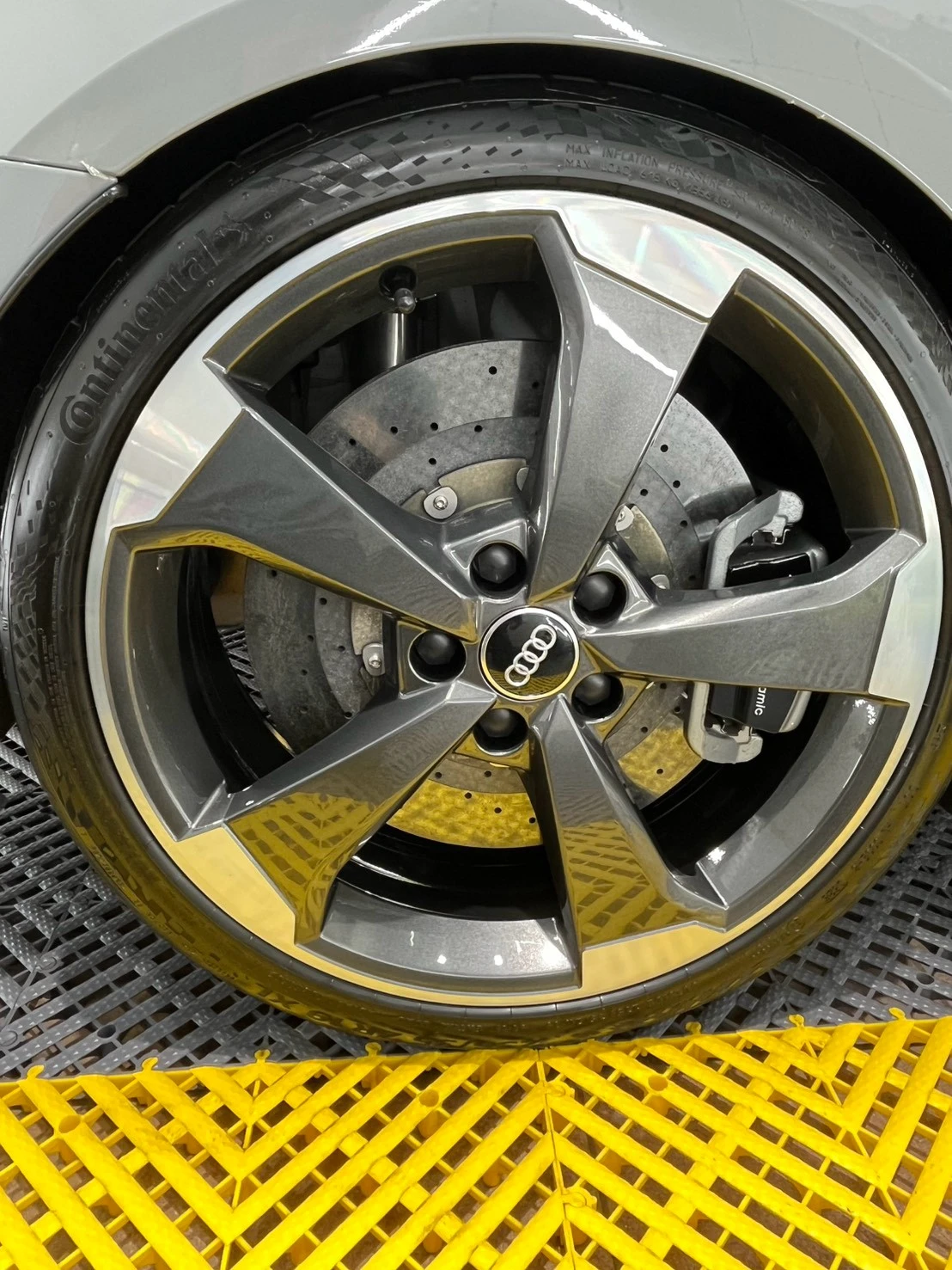 Audi 汽車案例